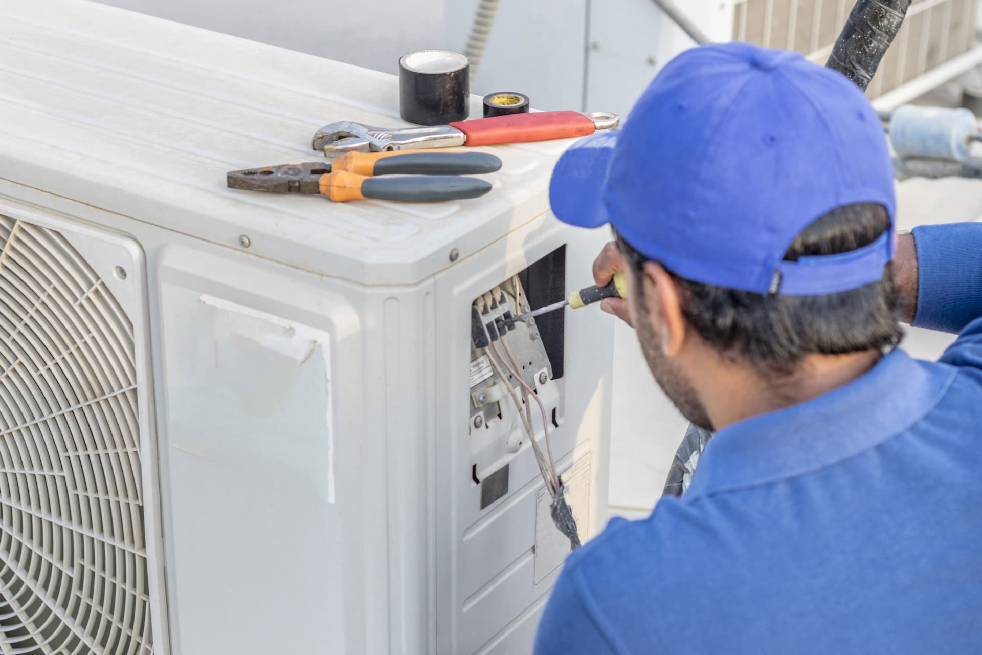 Prevent Costly Breakdowns With Our AC Maintenance